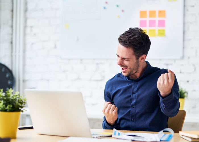 Hãy Sống! Chứ Đừng Tồn Tại